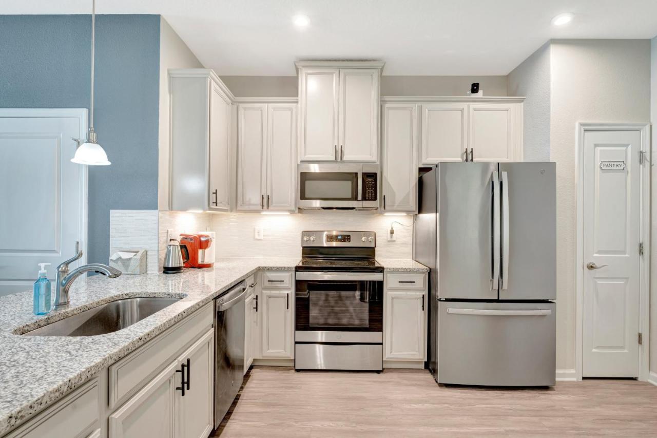 Zenhomes In Heart Of Brandon Convenient Location Exterior photo